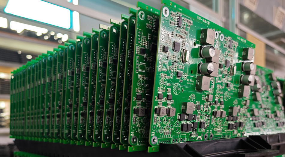 医療機器 PCBA 工場の能力管理: 注文変動に対処するための戦略